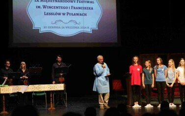 IX Międzynarodowy Festiwal im. Wincentego i Franciszka Lessl&oacute;w &ndash; spektakl &bdquo;Chory z urojenia&rdquo; (30 sierpnia 2024) 10
