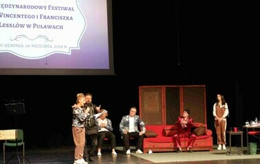 IX Międzynarodowy Festiwal im. Wincentego i Franciszka Lessl&oacute;w &ndash; spektakl &bdquo;Chory z urojenia&rdquo; (30 sierpnia 2024) 43
