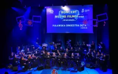 Koncert muzyki filmowej w wykonaniu Puławskiej Orkiestry Dętej i gości (30 listopada 2024) 4