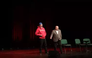 Kabaret Ani Mru Mru: program - "Mniej więcej" (14 lutego 2025) 8
