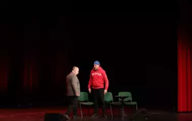 Kabaret Ani Mru Mru: program - "Mniej więcej" (14 lutego 2025) 9