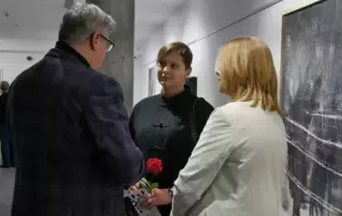 Wernisaż wystawy &bdquo;Rysowanie światłem&rdquo; - Kaja Kozon (28 lutego 2025) 10