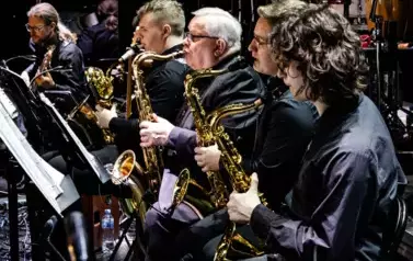 Koncert na Dzień Kobiet - muzyka filmowa i nie tylko w wykonaniu Puławskiej Orkiestry Dętej i gości (8 marca 2025) 20