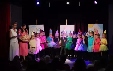 Premiery teatralne Dziecięcego Teatrzyku &bdquo;Figielek&rdquo; oraz Warsztat&oacute;w &bdquo;Zabawa w Teatr&rdquo; (15 czerwca 2025) 24
