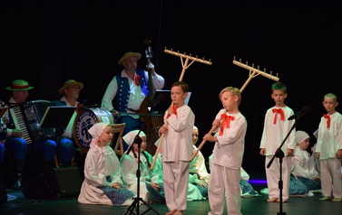 ZPiT Powiśle im. Kazimiery Walczak &bdquo;Mamci&rdquo; &ndash; Koncert &bdquo;Dla Ciebie Mamo&rdquo;