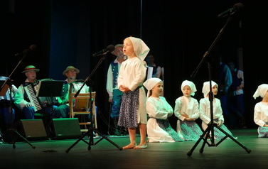 ZPiT Powiśle im. Kazimiery Walczak &bdquo;Mamci&rdquo; &ndash; Koncert &bdquo;Dla Ciebie Mamo&rdquo;