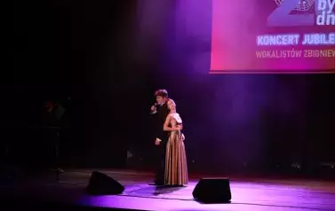 &bdquo;Tyle było dni&hellip;&rdquo;. Koncert Jubileuszowy wokalist&oacute;w Zbigniewa Jonaka (5 września 2025) 27