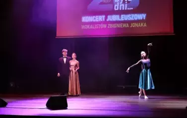 &bdquo;Tyle było dni&hellip;&rdquo;. Koncert Jubileuszowy wokalist&oacute;w Zbigniewa Jonaka (5 września 2025) 28