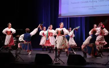 "Ja to mam szczęście. M&oacute;j kraj szczęśliwy, piękny, prawdziwy..." - Koncert patriotyczny "Żeby Polska była Polską" (16 listopada 2025) 24