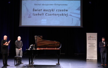 Recital skrzypcowo-fortepianowy &bdquo;Świat muzyki czas&oacute;w Izabeli Czartoryskiej&rdquo; (9 grudnia 2025) 13