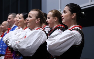 II Jarmark Świąteczny przy choince (12 grudnia 2025) 1