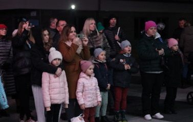 II Jarmark Świąteczny przy choince (12 grudnia 2025) 4