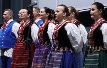 II Jarmark Świąteczny przy choince (12 grudnia 2025) 23