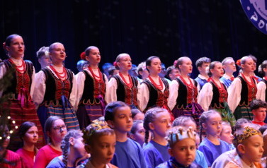 "Zaśpiewajmy kolędę". Koncert świąteczny Zespołu Pieśni i Tańca "Powiśle" (19 grudnia 2025) 36