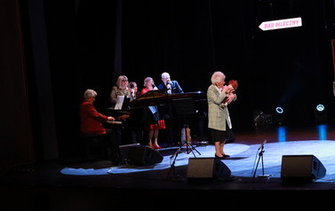  &bdquo;Dzieci PRL-u&rdquo; - spektakl Teatru RETRO (21 kwietnia 2026) 26