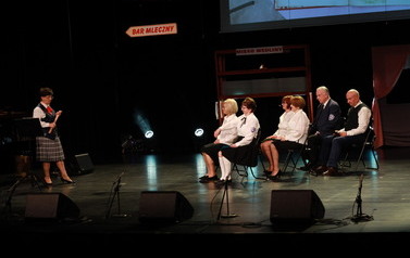  &bdquo;Dzieci PRL-u&rdquo; - spektakl Teatru RETRO (21 kwietnia 2026) 42