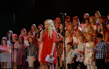 Koncert Finałowy Wakacyjnych Warsztat&oacute;w Wokalnych (31 września 2021) 