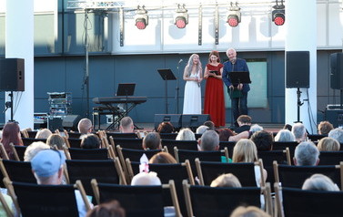 Koncert "Śpiewanie z gwiazdami, czyli potyczki z piosenką" (15 sierpnia 2026) 15