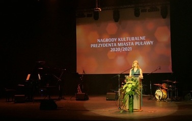 Wręczenie nagr&oacute;d kulturalnych Prezydenta Miasta Puławy (03 listopada 2021)