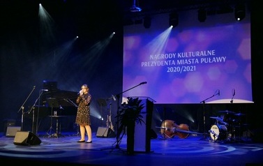 Wręczenie nagr&oacute;d kulturalnych Prezydenta Miasta Puławy (03 listopada 2021) 