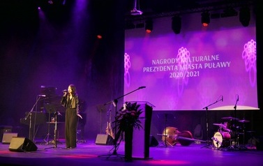 Wręczenie nagr&oacute;d kulturalnych Prezydenta Miasta Puławy (03 listopada 2021) 