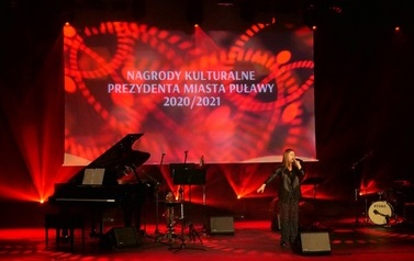 Wręczenie nagr&oacute;d kulturalnych Prezydenta Miasta Puławy (03 listopada 2021)