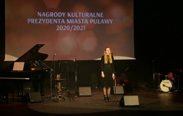 Wręczenie nagr&oacute;d kulturalnych Prezydenta Miasta Puławy (03 listopada 2021)