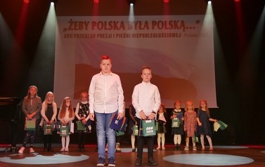 Koncert Laureat&oacute;w XVII Przeglądu Poezji i Pieśni Niepodległościowej "Żeby Polska była Polską" (6 listopada 2021) 