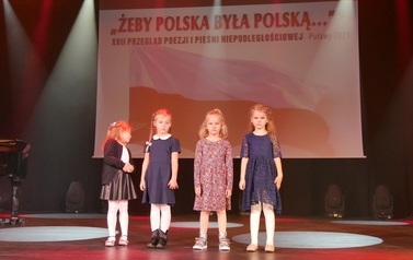 Koncert Laureat&oacute;w XVII Przeglądu Poezji i Pieśni Niepodległościowej "Żeby Polska była Polską" (6 listopada 2021) 