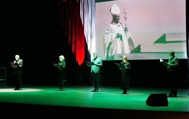 Koncert poezji "Do Ciebie wołam Człowieku..." (12 grudnia 2021)