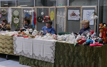 Świąteczny Kiermasz Klubu Tw&oacute;rc&oacute;w Ludowych (11 - 13 grudnia 2021)