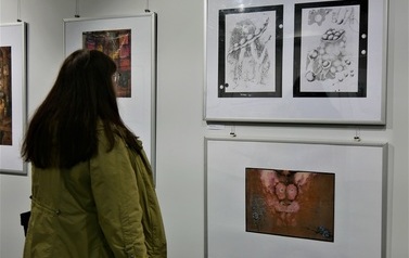 Wernisaż wystawy &bdquo;Bajki, baśnie i legendy polskie&rdquo; ze zbior&oacute;w BWA Galerii Zamojskiej (22 kwietnia 2022) 
