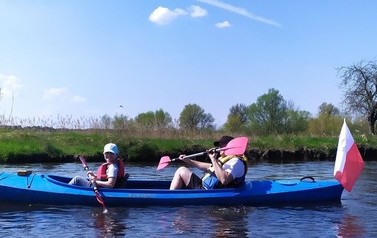 Spływ kajakowy z okazji Dnia Flagi (2 maja 2022)