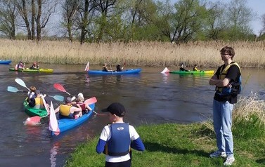 Spływ kajakowy z okazji Dnia Flagi (2 maja 2022)