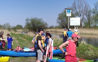 Spływ kajakowy z okazji Dnia Flagi (2 maja 2022)
