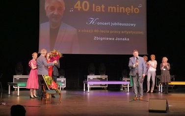40 lat minęło &ndash; koncert jubileuszowy z okazji 40-lecia pracy artystycznej Zbigniewa Jonaka (6 maja 2022)