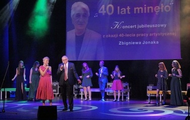 40 lat minęło &ndash; koncert jubileuszowy z okazji 40-lecia pracy artystycznej Zbigniewa Jonaka (6 maja 2022)