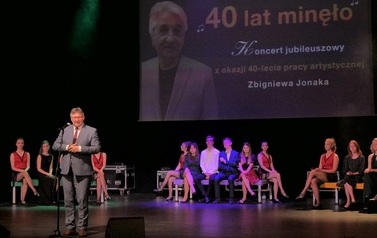 40 lat minęło &ndash; koncert jubileuszowy z okazji 40-lecia pracy artystycznej Zbigniewa Jonaka (6 maja 2022)
