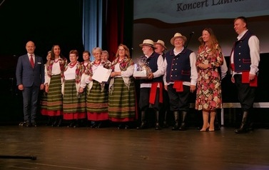 Koncert Laureat&oacute;w XVII Puławskiego Turnieju Recytacji, Muzyki i Pieśni Narodowych &bdquo;Witaj Majowa Jutrzenko&rdquo; (8 maja 2022) 4