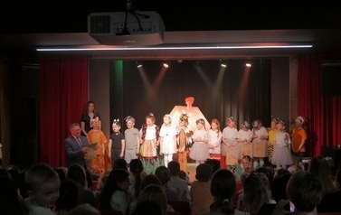 Premiery przedstawień Dziecięcego Teatrzyku Figielek, Zabawy w teatr i Teatru Mim&oacute;w (3 czerwca 2022) 2
