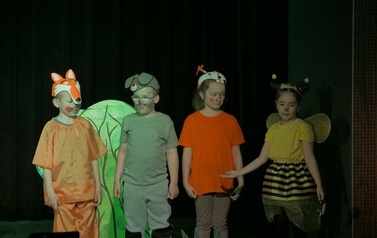 Premiery przedstawień Dziecięcego Teatrzyku Figielek, Zabawy w teatr i Teatru Mim&oacute;w (3 czerwca 2022) 5