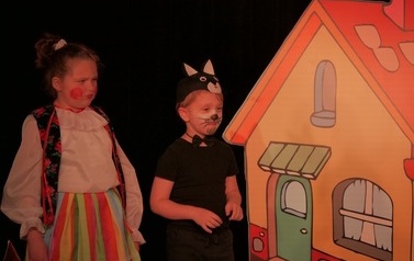 Premiery przedstawień Dziecięcego Teatrzyku Figielek, Zabawy w teatr i Teatru Mim&oacute;w (3 czerwca 2022) 9