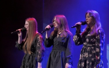 Koncert Damskie Granie Zespołu Wokalnego KENSINGERS (7 czerwca 2022) 17