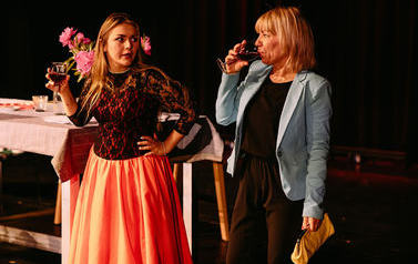 Spektakl Zima pod stołem Puławskiego Teatru Amatora (12 czerwca 2022) 7