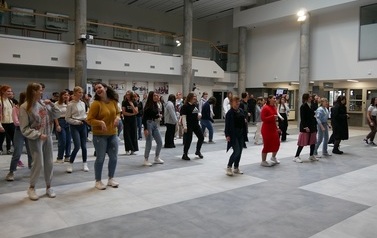 Animacje taneczne dla młodzieży (20 września 2022) 17