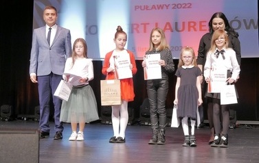 Koncert Laureat&oacute;w XVIII Przeglądu Poezji i Pieśni Niepodległościowej "Żeby Polska była Polską..." (5 listopada 2022) 12