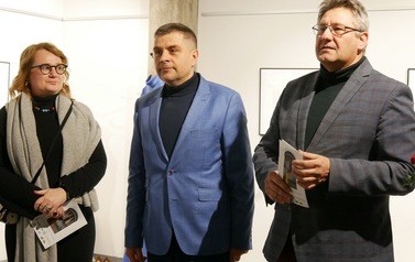 Kinga Araya - wernisaż wystawy Nostoi-Powroty (Dobrze Utrzymane Tajemnice) (2.12.2022) 11