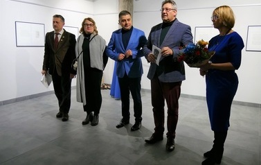Kinga Araya - wernisaż wystawy Nostoi-Powroty (Dobrze Utrzymane Tajemnice) (2.12.2022) 12