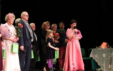 Teatr RETRO - "To były czasy, czyli wizyta u dziadk&oacute;w" (25 stycznia 2023) 3