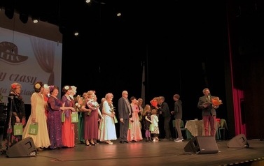 Teatr RETRO - "To były czasy, czyli wizyta u dziadk&oacute;w" (25 stycznia 2023) 4